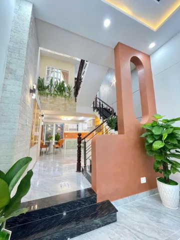 * Gần chợ, siêu thị AEON. Giao thông thuận tiện.