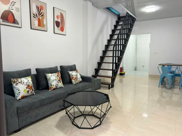 Cho thuê Nhà riêng 40m2 giá 7 triệu tại Đường Phú Viên Phường Bồ Đề Quận Long Biên Hà Nội
