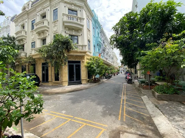 NHÀ SIÊU ĐẸP HIỆN ĐẠI - FULL NỘI THẤT CAO CẤP - NGAY CÔNG VIÊN - 69M² - NGUYỄN VĂN YẾN