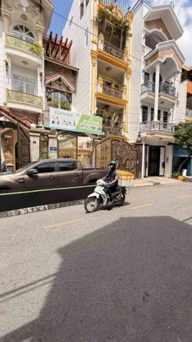 MẶT TIỀN 3 TẦNG KHU VIP ĐỒNG ĐEN, BÀU CÁT - VỪA Ở VỪA KHAI THÁC 15 TRIỆU/THÁNG  - GIÁ CHỈ 10 TỶ NHỈNH