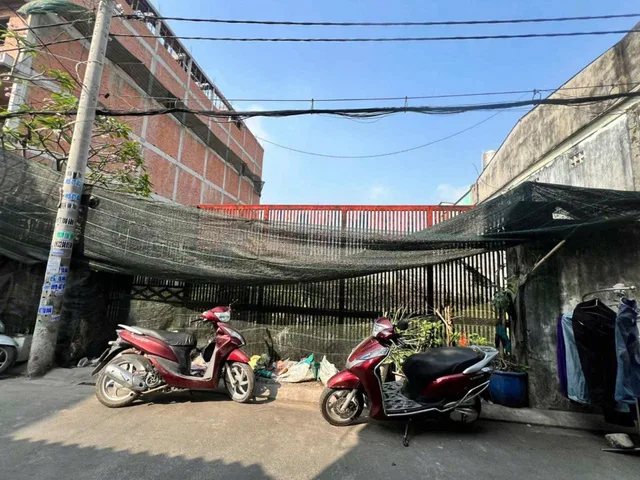 Bán Đất 510m2 có sẵn 400 m2 thổ cư giá 23.5 tỷ tại Đường Tân Thới Nhất 05 Phường Tân Thới Nhất Quận 12 TP. Hồ Chí Minh