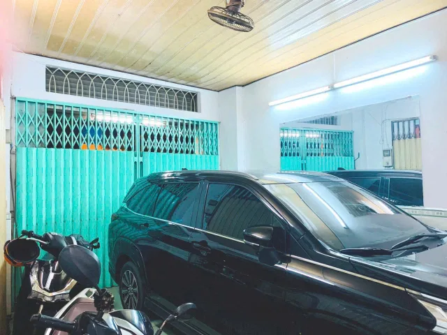 Bán Nhà Mặt Tiền 30 Kim Biên, P.13, Q5