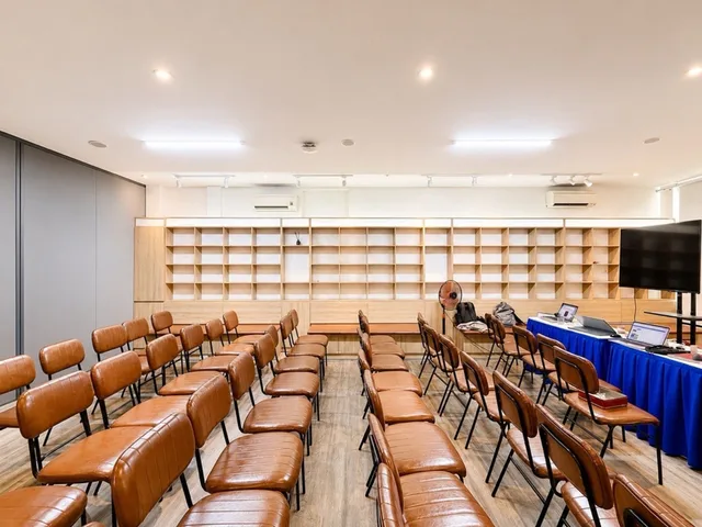 MẶT TIỀN HIẾM KHU PHÂN LÔ CƯ XÁ BẮC HẢI QUẬN 10 - NGANG KHỦNG 20M - GPXD 5 TẦNG - DT 530M² - NHỈNH 220TR/M² - SÁT METRO TƯƠNG LAI - KINH DOANH KHAI THÁC ĐA NGÀNH.