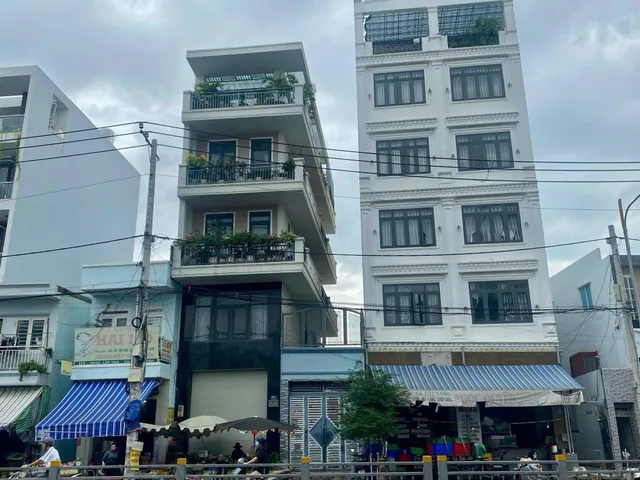 Bán Nhà Mặt Tiền 321A Nguyễn Xí, P. 13 , Quận Bình Thạnh