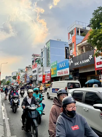 Bán Nhà Mặt Tiền 142 Tô Hiến Thành , P.15, Q.10