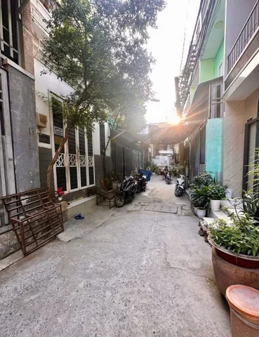 Bán NHÀ MỚI - AN LẠC - BÌNH TÂN - NHÀ 2 TẦNG -  40m2 -  HƠN 4 TY XÍU