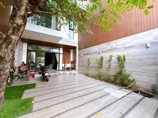 Bán Nhà riêng 188.3m2 có sẵn 188.3 m2 thổ cư giá 35 tỷ tại Đường Lê Quí Đôn Phường Phước Tiến Thành phố Nha Trang Khánh Hòa