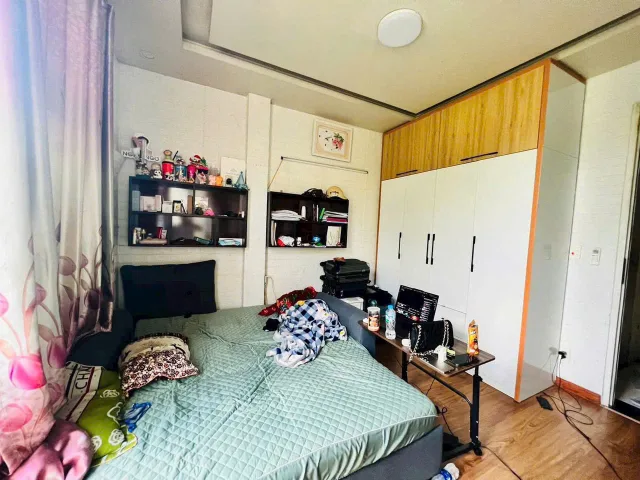 Nhà 2 tầng Nguyễn Hồng Quân, Thượng Lý, Hồng Bàng, Hải Phòng. Ngõ thông , kinh doanh tốt