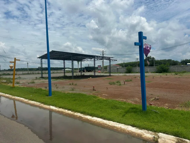 Bán gấp cặp liền kề 512m2 có sẵn 200m2 Đất ODT ngay chợ Minh Lập nha bích