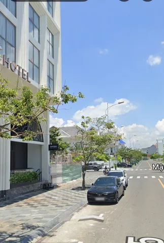Bán Đất villa 240 m2 (12x20) thổ cư tại ocean dunes phố biển Phú Thuỷ, Phan thiết (Lâm Đồng)
Giá: 16,9 tỷ đang có hợp đồng 10tr/tháng.
Cách biển 300m, Đầu năm 2027 khởi công dự án 9000 tỷ đường ven biển, công viên đồi dương.Cuối 2027 Sân bay quốc tế pha