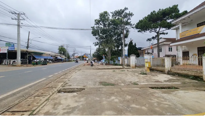 Bán Đất 121.8m2 có sẵn 119 m2 thổ cư giá 3.7 tỷ tại Trung Tâm Xuân Thọ