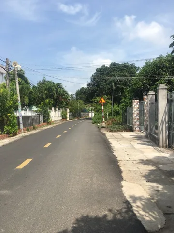 Bán Đất 235.2m2 có sẵn 150 m2 thổ cư giá 1.7 tỷ tại - Chọn - - Chọn - Xã Long Điền TP. Hồ Chí Minh