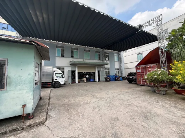 Cho thuê Kho, nhà xưởng 3000m2 giá 165 triệu tại - Chọn - Phường Tân Thới Nhất Quận 12 TP. Hồ Chí Minh