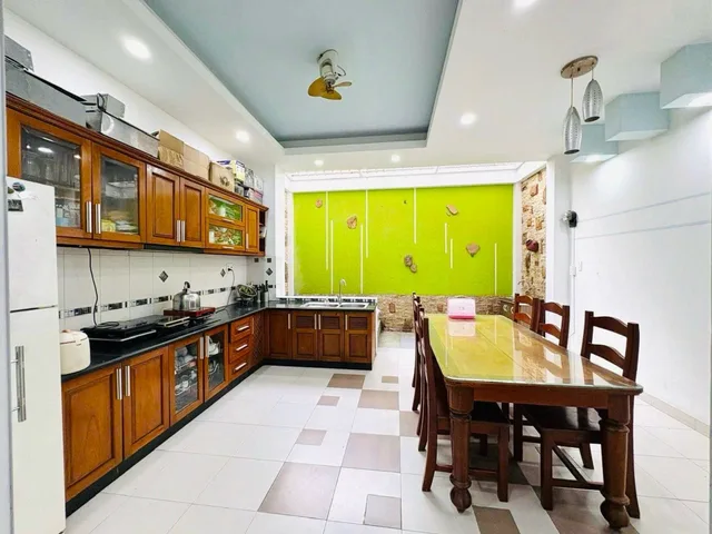 BÁN NHÀ PHƯỜNG HIỆP  BÌNH CHÁNH , DT 90M2 , ĐƯỜNG ÔTÔ 7M , CHỈ 14.5 TỶ 
☎️  Hotline / Z.a.l.o : 0937994825   E Hậu Làm việc chính chủ   #Hậuchuyênnhàphốgiárẻthủđucq9q2dian
