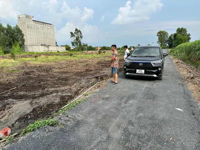 Giá cực rẻ 500m2 giá 390 triệu tại đường 4m đá xanh Xã Thạnh Lợi Huyện Bến Lức Long An