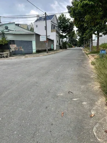 Bán Đất 100m2 có sẵn 100 m2 thổ cư giá 4.2 tỷ tại - Chọn - - Chọn - Xã An Viễn Đồng Nai