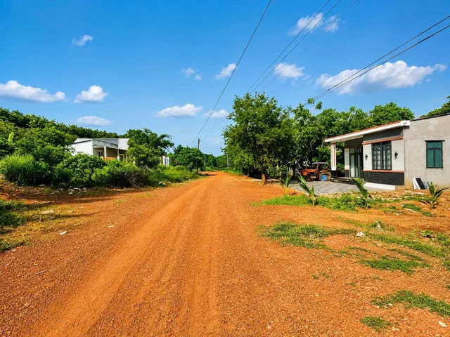 Bán Đất 450m2 có sẵn 100 m2 thổ cư giá 180 triệu tại - Chọn - Xã Minh Đức Huyện Hớn Quản Bình Phước