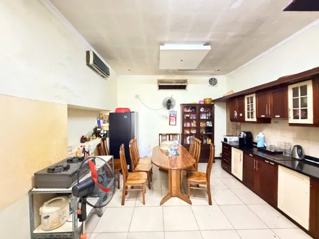 BÁN NHÀ  NGỌC KHÁNH – Ô TÔ TRÁNH – KINH DOANH ĐỈNH – 8 PHÒNG CÔNG NĂNG