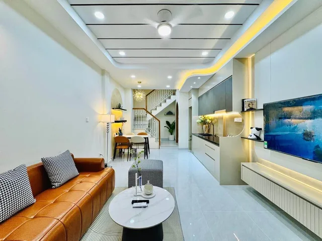 Bán Nhà riêng 27m2 có sẵn 27 m2 thổ cư giá 6 tỷ tại Đường Bạch Đằng Phường 24 Quận Bình Thạnh TP. Hồ Chí Minh