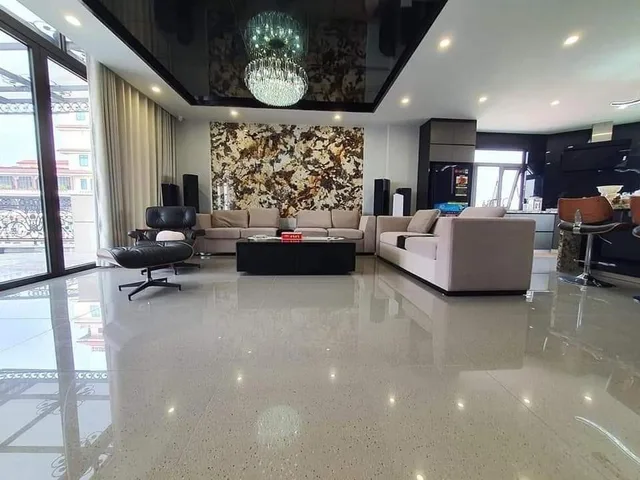 VÕNG THỊ – TÂY HỒ – THANG MÁY – TÒA VĂN PHÒNG CAO CẤP – THIẾT KẾ CHÂU ÂU