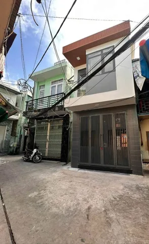 NHÀ RIÊNG BÁN GẤP TẠI XUÂN THỚI SƠN HÓC MÔN 40M2 ĐẤT THỔ CƯ SỔ HỒNG CHÍNH CHỦ