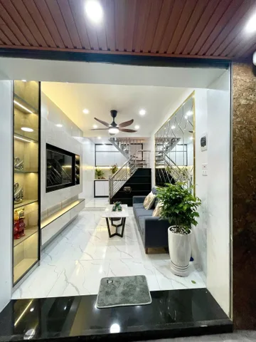 NHÀ MỚI, FULL ĐỒ Văn Chương, Đống Đa 20m*5T(3ngủ) giá 12 triệu