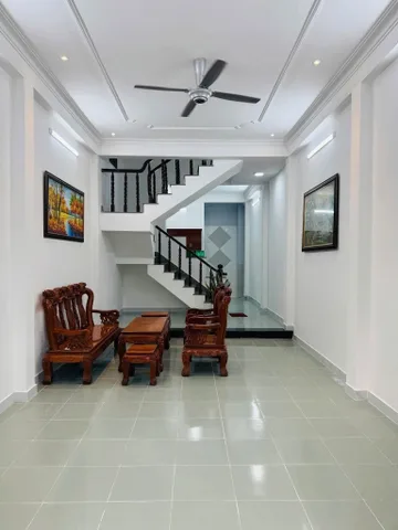 Bán nhà MT hẽm 4M nhựa cách đường Dương Đình Hội 250m , phường Phước Long B , Q9 .