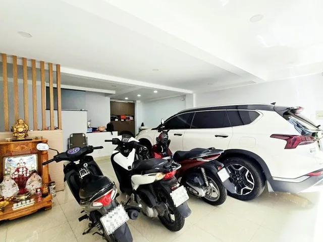 Bán đẹp nhà 5 tầng, Hẻm Xe Hơi, Lạc Long Quân, Tân Hòa, 6x9m, 54m2, hơn 11 tỷ TL