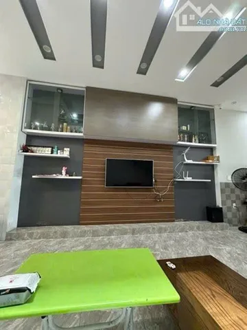 NHÀ PHỐ 3 TẦNG- MẶT TIỀN ĐƯỜNG 7M5 SONG SONG TRẦN ĐẠI NGHĨA-LÀNG ĐẠI HỌC VÀ FPT CITY-6.8 TỶ