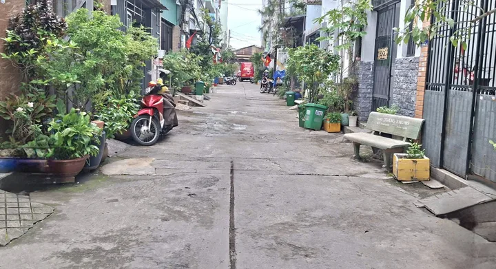 Nhà mới Hương lộ 2, ngang 5m, hẻm xe hơi, chỉ hơn 6t