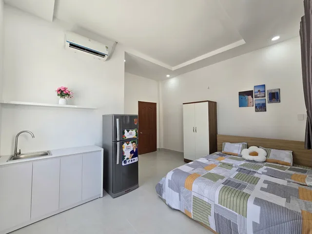 Căn hộ dịch vụ mới 100% cạnh Phú Mỹ Hưng; view thoáng; đầy đủ nội thất; giờ tự do; camera 24/24