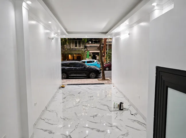Cho thuê nhà Mặt Phố TRẦN TỬ BÌNH, Cầu Giấy. 28 triệu/ tháng. Ưu tiên: Văn Phòng, Showroom, Thẩm mỹ viện/Spa, Trung tâm Đào tạo...