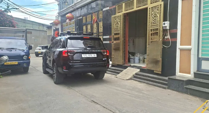 Bán nhà 4 tầng Hương lộ 2, hẻm xe tải thông, chỉ hơn 5t