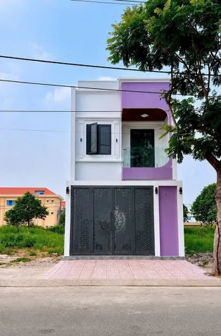 Nhà 3 tầng, 3 phòng ngủ, khu dân cư Sài Gòn Village, diện tích 5m × 16m, giá 4,49 tỷ, Liên hệ 0919089456