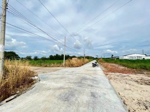 Bán Đất 320m2 có sẵn 50 m2 thổ cư giá 700 triệu tại - Chọn - Xã Minh Thành Thị xã Chơn Thành Bình Phước