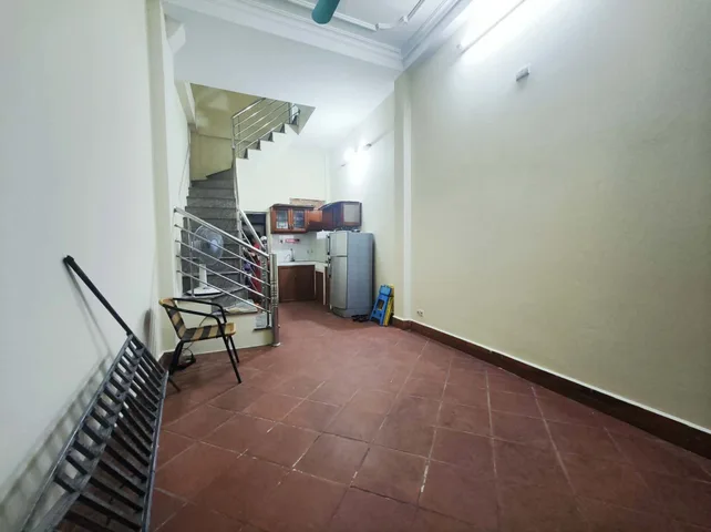 CHO THUÊ NHÀ RIÊNG PHỐ VĂN CAO, BA ĐÌNH, 15M Ô TÔ, 4 TẦNG -  9TR