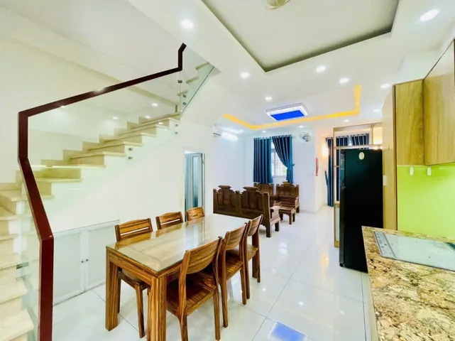 BDS HVL [NC] CHO THUÊ PARKEIVERSIDE Q9 200m2 4PN