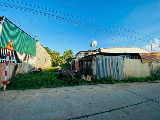 Bán Đất 142.8m2 có sẵn 60 m2 thổ cư giá 2.3 tỷ tại Xã Hòa Thuận Thành phố Buôn Ma Thuột Đắk Lắk