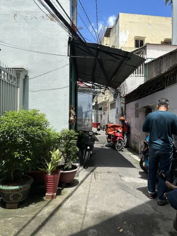 BÁ.N NHÀ PHẠM THẾ HIỂN - P . CHÁNH HƯNG - Q8 - 4 TẦNG - DTSD 190M2 - CÁCH 20M RA MẶT TIỀN - 7 PN - SHR - CÔNG CHỨNG NGAY - 8,1 TỶ