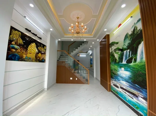 Nhà đẹp bán nhanh : Bán nhà 1 trệt 2 lầu , mặt tiền hẻm 4 Đường 100A. Phường tân phú , Tp. Thủ Đức Diện tích : 56,6m2 , DTXD : 145m2