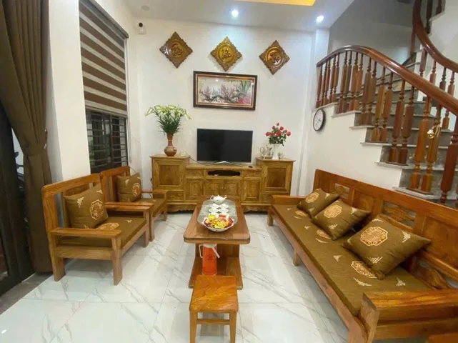 🌿🔥 BÁN NHÀ 3 TẦNG VIỆT HOÀ Ô TÔ VÀO NHÀ – GIÁ CHỈ 2,35 TỶ .