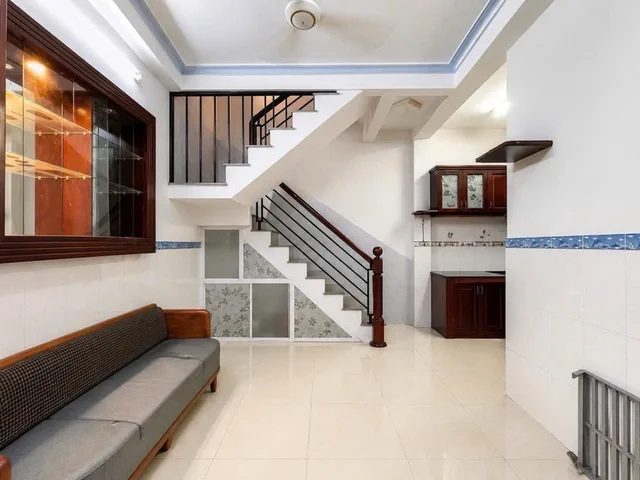 🔥NGAY HOÀNG VĂN THỤ PHƯỜNG 9 PHÚ
NHUẬN - 50M RA MẶT TIỀN - 4 TẦNG SÂN
THƯỢNG BTCT HOÀN CÔNG ĐỦ - 2PN 4WC
MỚI Ở NGAY - SD 80M (4x5) NỞ HẬU NHẸ - 3,8ty