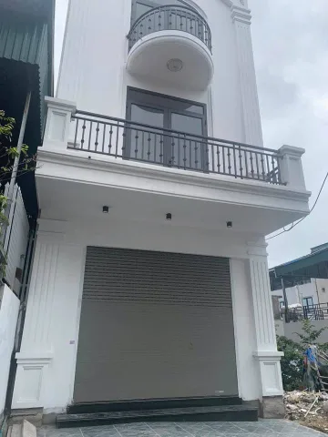 🏡 BÁN ĐẤT PHỐ NHÀ THỜ – HẠ LONG | TẶNG NHÀ 3 TẦNG
Bán Nhà riêng 68.7m2 có sẵn 68.7 m2 thổ cư giá 3.7 tỷ tại - Chọn - Phường Bạch Đằng Thành phố Hạ Long Quảng Ninh