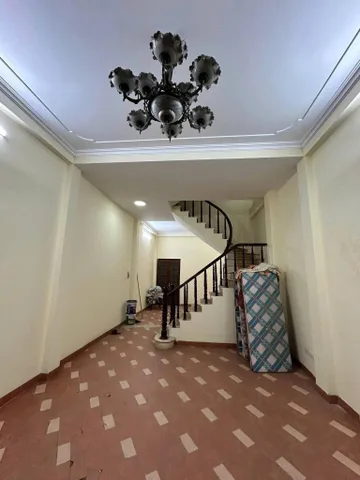 Cho thuê nhà ngõ 266 ĐỘI CẤN, BA Đình. 22 triệu/tháng. Ưu tiên: Hộ gia đình, Văn Phòng, KD Onl...