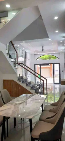 Bán Nhà riêng 60m2 có sẵn 60 m2 thổ cư giá 5.1 tỷ tại Đường Lê Hồng Phong - Chọn - Phường Bình Dương TP. Hồ Chí Minh