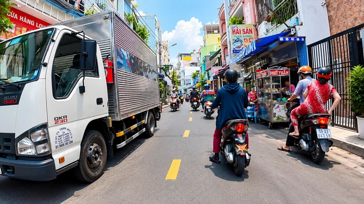 Bán nhà Mặt Tiền Bắc Hải, Đất Thánh - 3tầng, ngang hiếm 5m, 190tr/m2