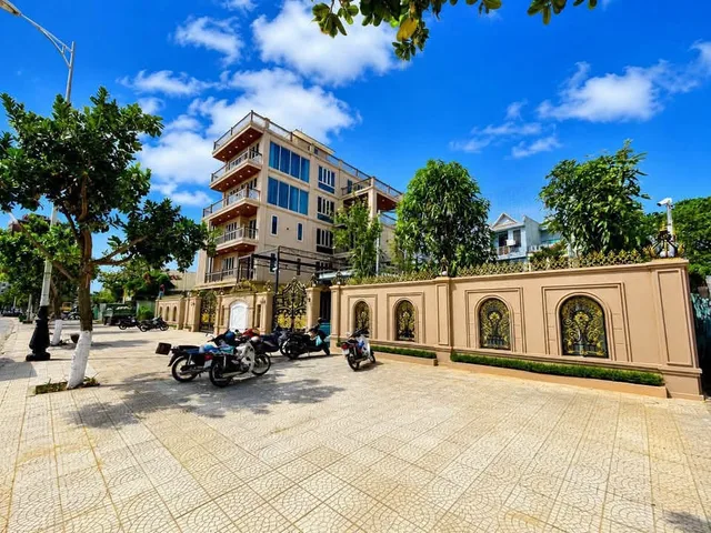 CHO THUÊ SIÊU PHẨM VILLA MẶT BIỂN MỸ KHÊ ĐƯỜNG HOÀNG SA