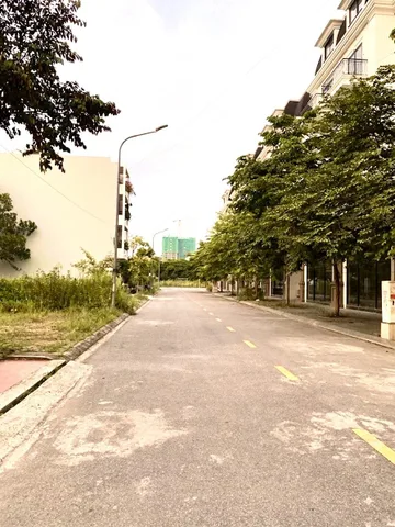 Bán Nhà riêng 119m2 có sẵn 119 m2 thổ cư giá 20.5 tỷ tại - Chọn - Xã Tân Tiến Thành phố Bắc Giang Bắc Giang