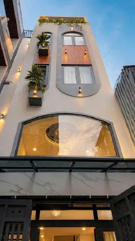 Bán nhà mới Nguyễn Đình Chiểu, QUẬN 3, 5 tầng, 35 m2, 8.4 tỷ