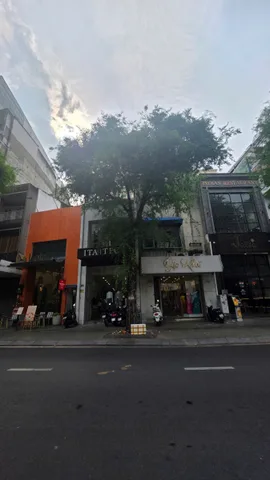 Bán Nhà Mặt Tiền 80 Bis Lý Tự Trọng, Phường Bến Thành, Quận 1